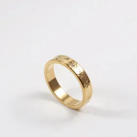 Zircon Inlay Ring – Waterproof Stainless Steel