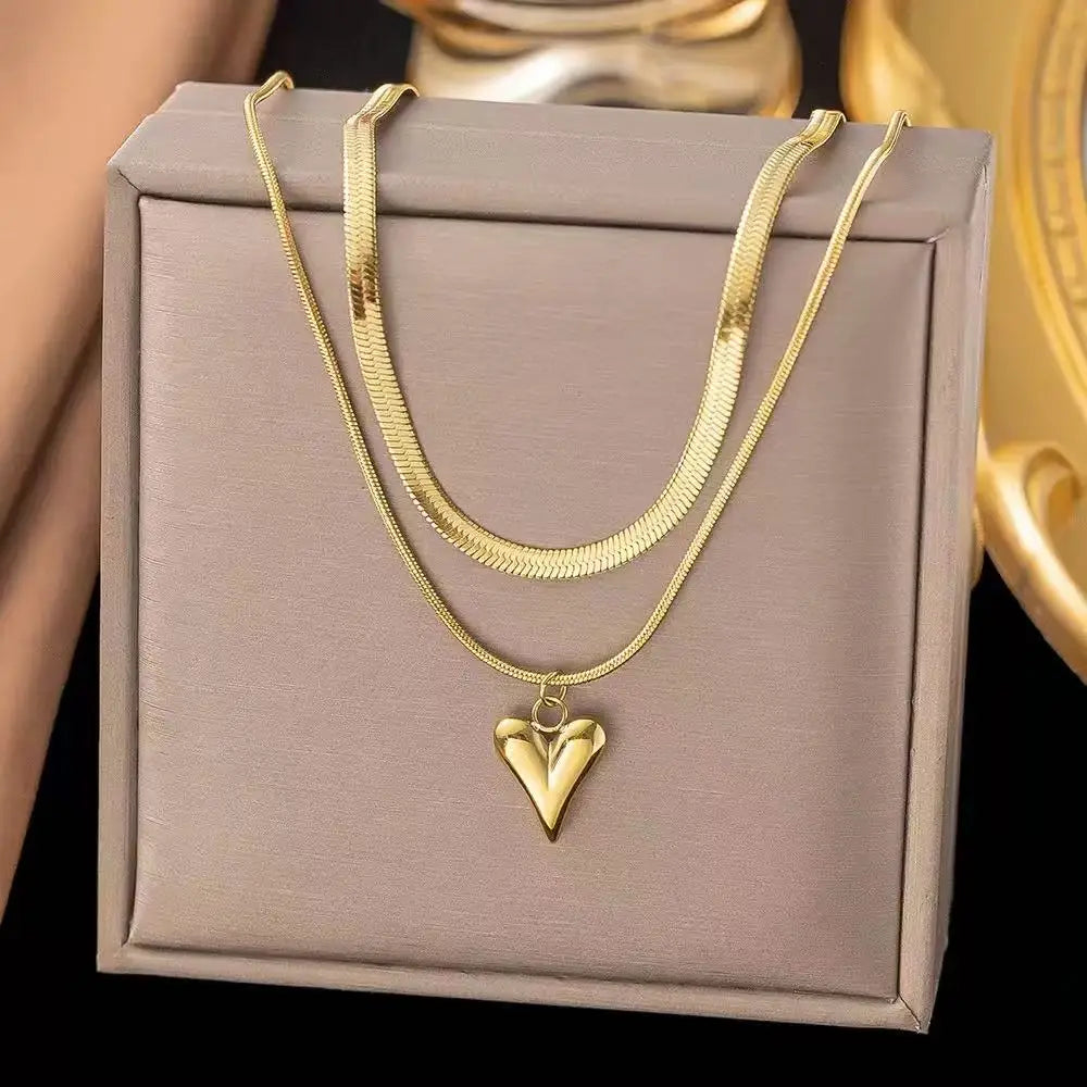 Stainless Steel Heart-shaped Pendant Necklace Metal Waterproof Jewelry For Women